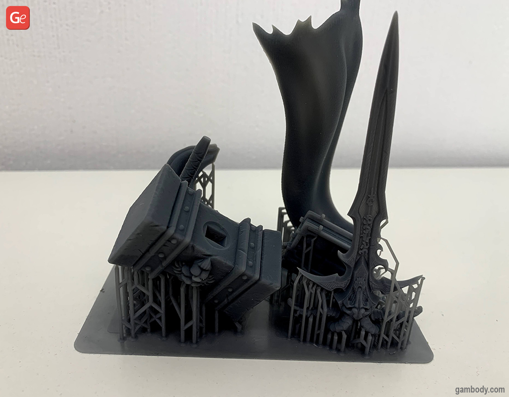 3D printed Arthas cloak and weapons with supports on Halot-One machine