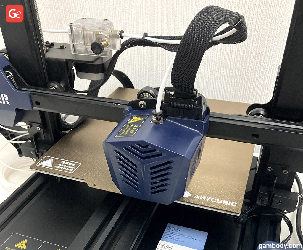 3D printer with auto levelling
