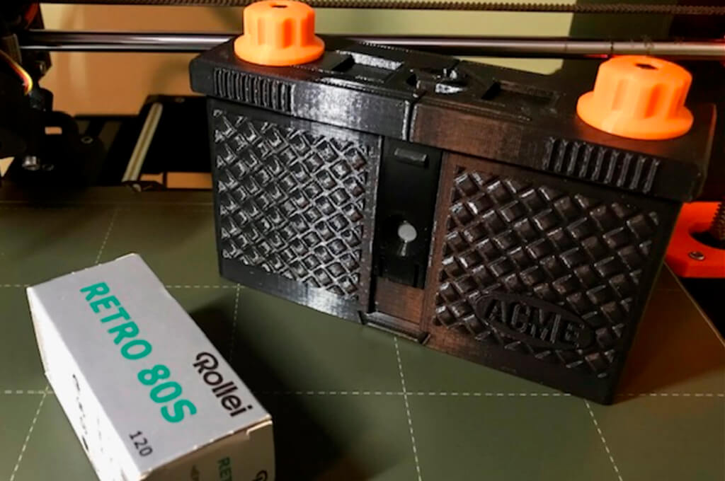 https://www.gambody.com/blog/wp-content/uploads/2021/11/3D-printed-pinhole-camera.jpg