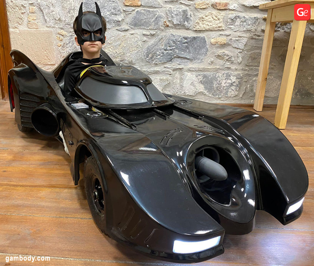 Life-size Batmobile Cosplay 3D prints