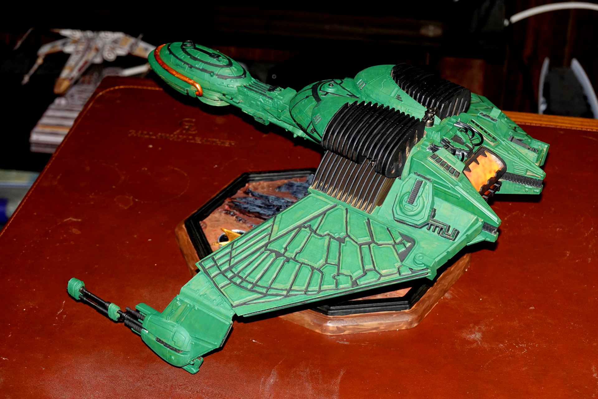 Bird of Prey back view