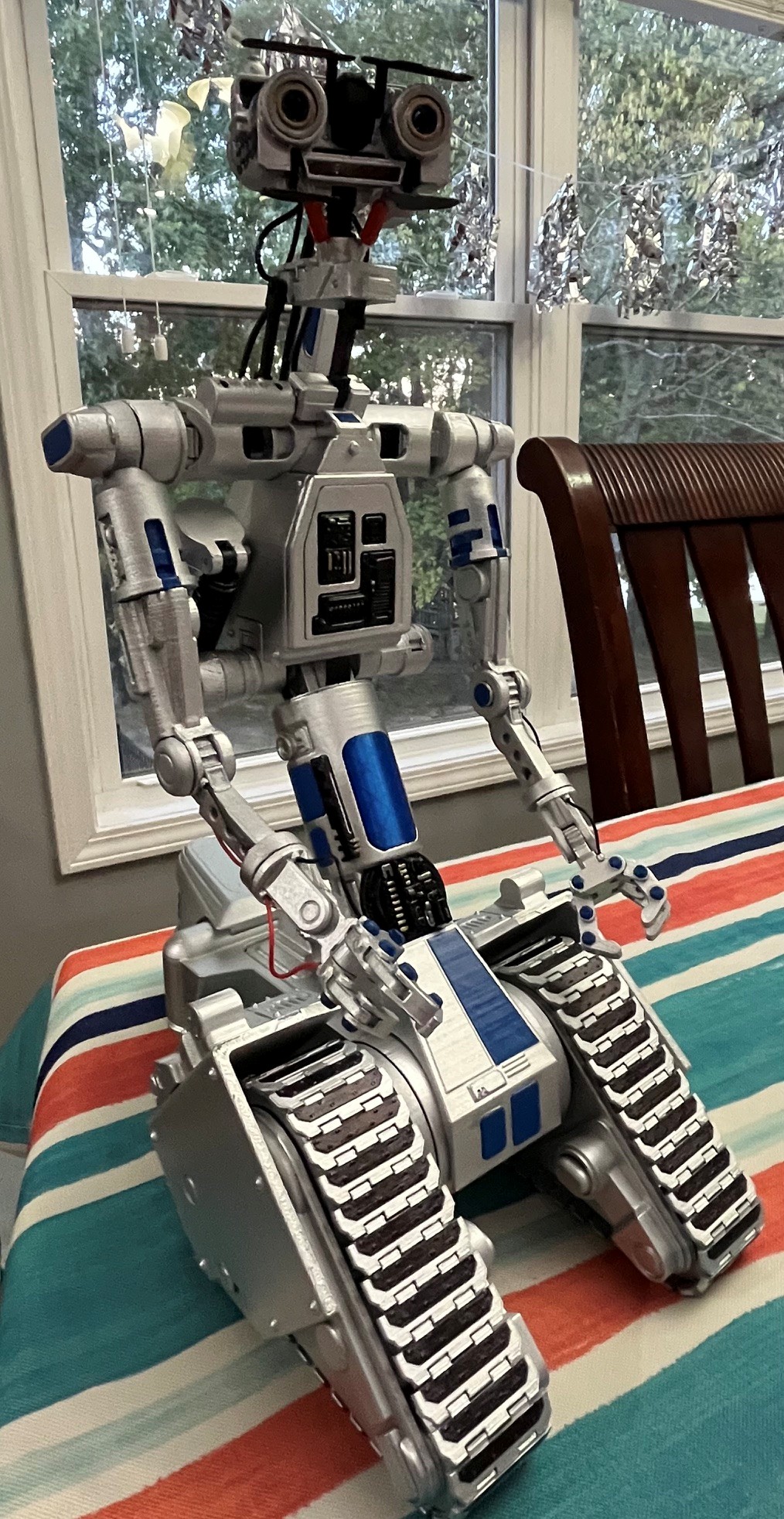 Johnny 5 Joining us for Dinner