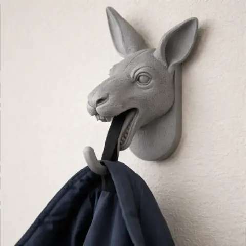 Kangaroo Head Wall Hanger Coat and Key Holder Hook