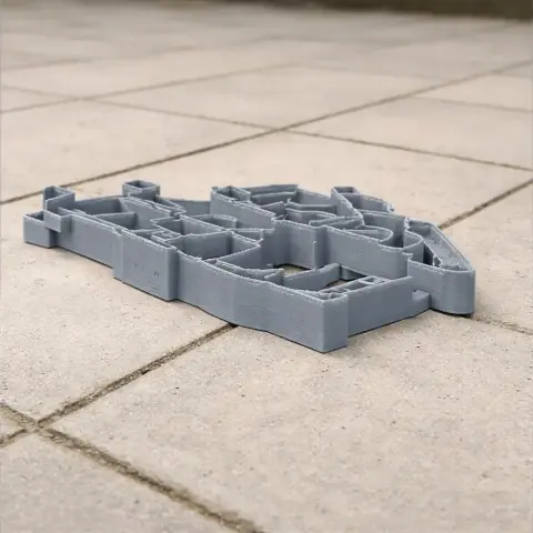3D-printed top-down layout of Ludlow Castle on a tiled surface.